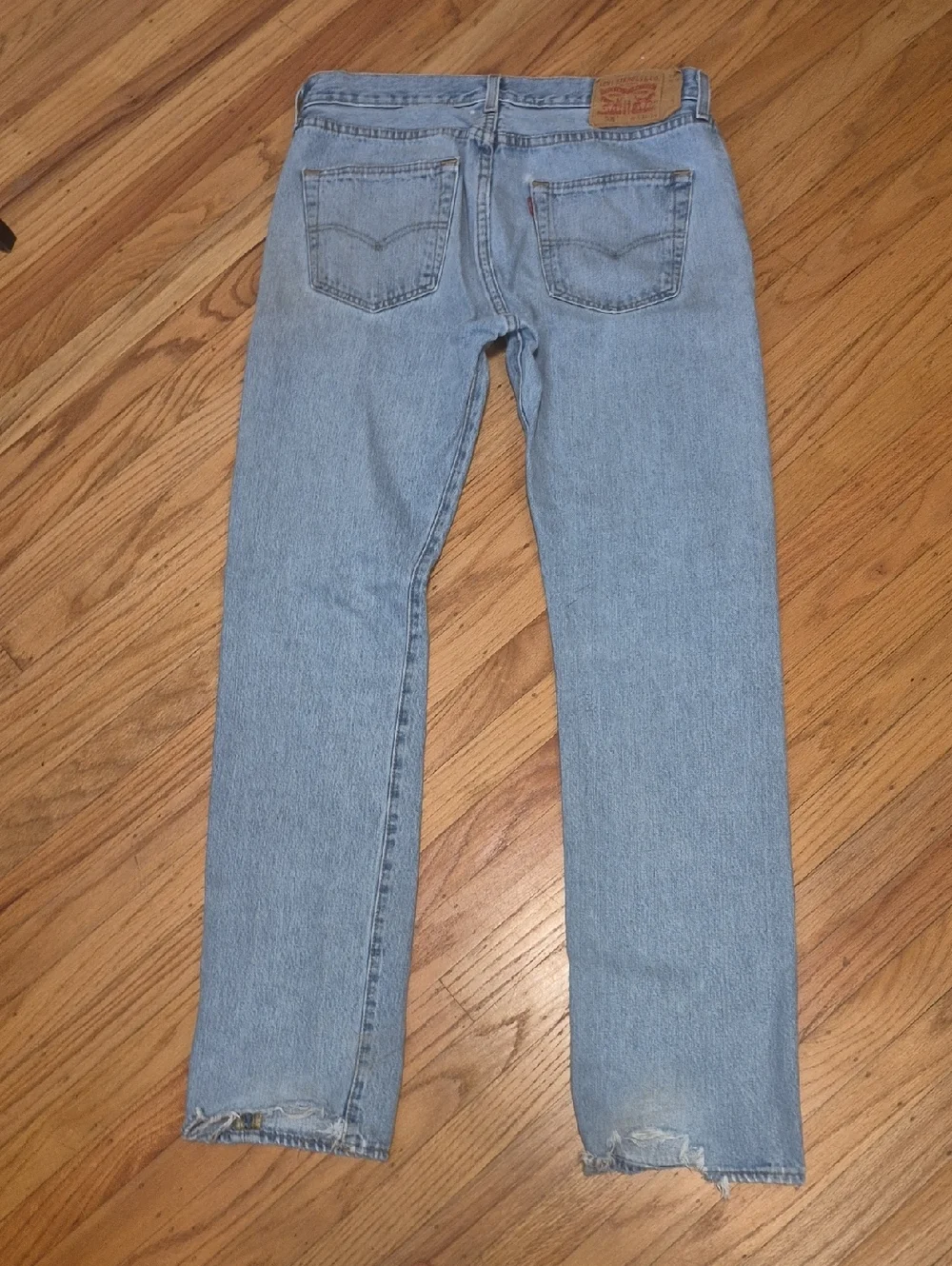 Levis 501 Faded Jeans Mens Sz 33x34 Button Fly Straight Leg Vintage
